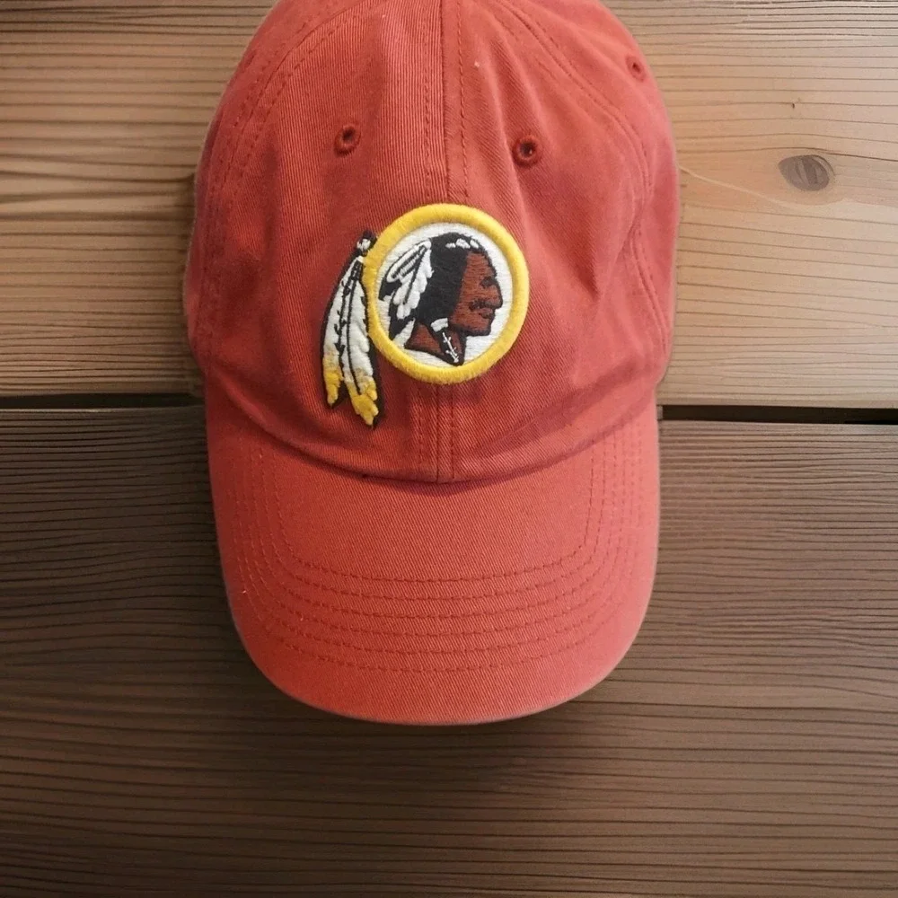 Retro Throwback Washington Redskins Logo Maroon Adult Size Trucker Mesh Hat Rare